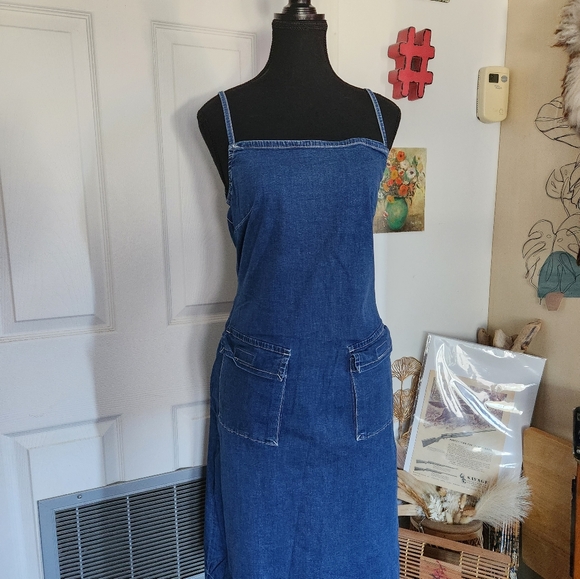 90s CK denim dress w/ pockets - Picture 2 of 4